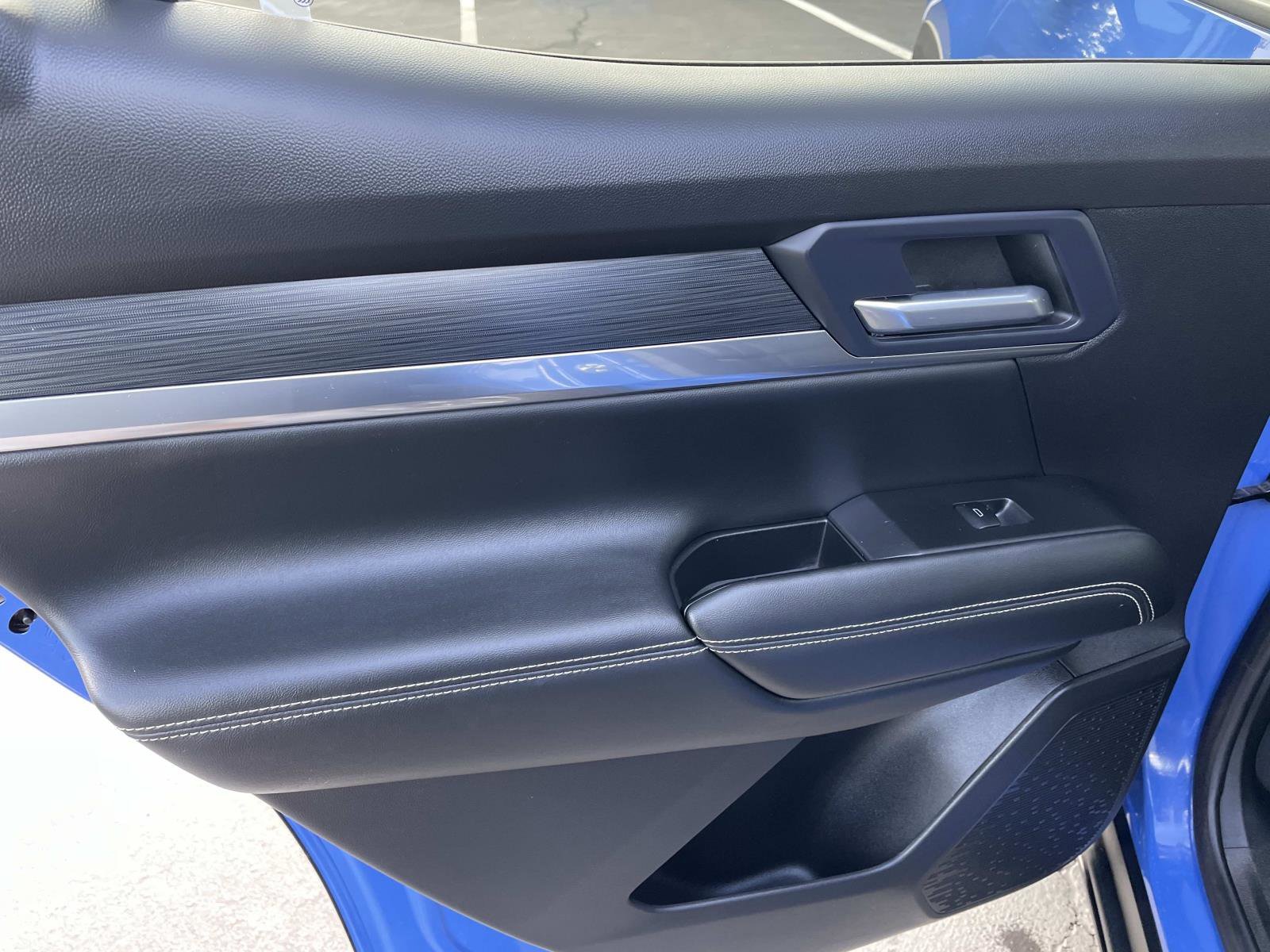 Used 2025 Rapids Metallic GMC Elevation image 24