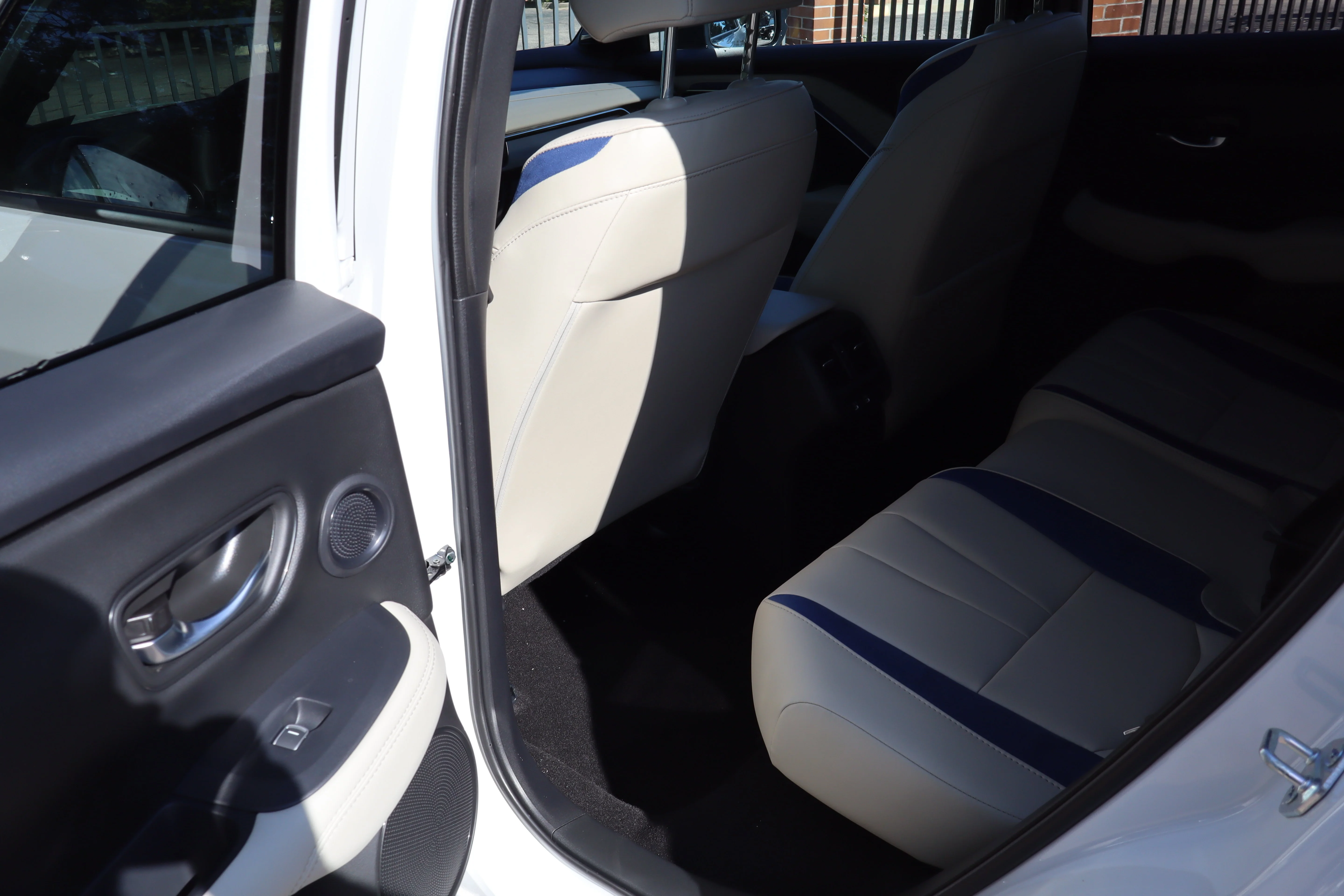 New 2026 Platinum White Pearl Acura w/A-Spec Advance Package image 27