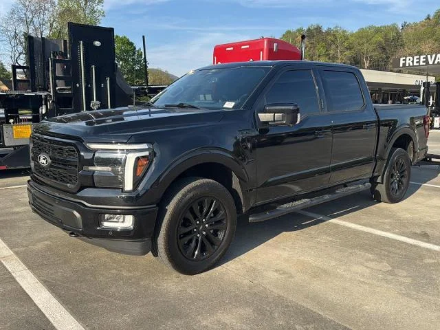 Used 2024 Agate Black Metallic Ford LARIAT image 15
