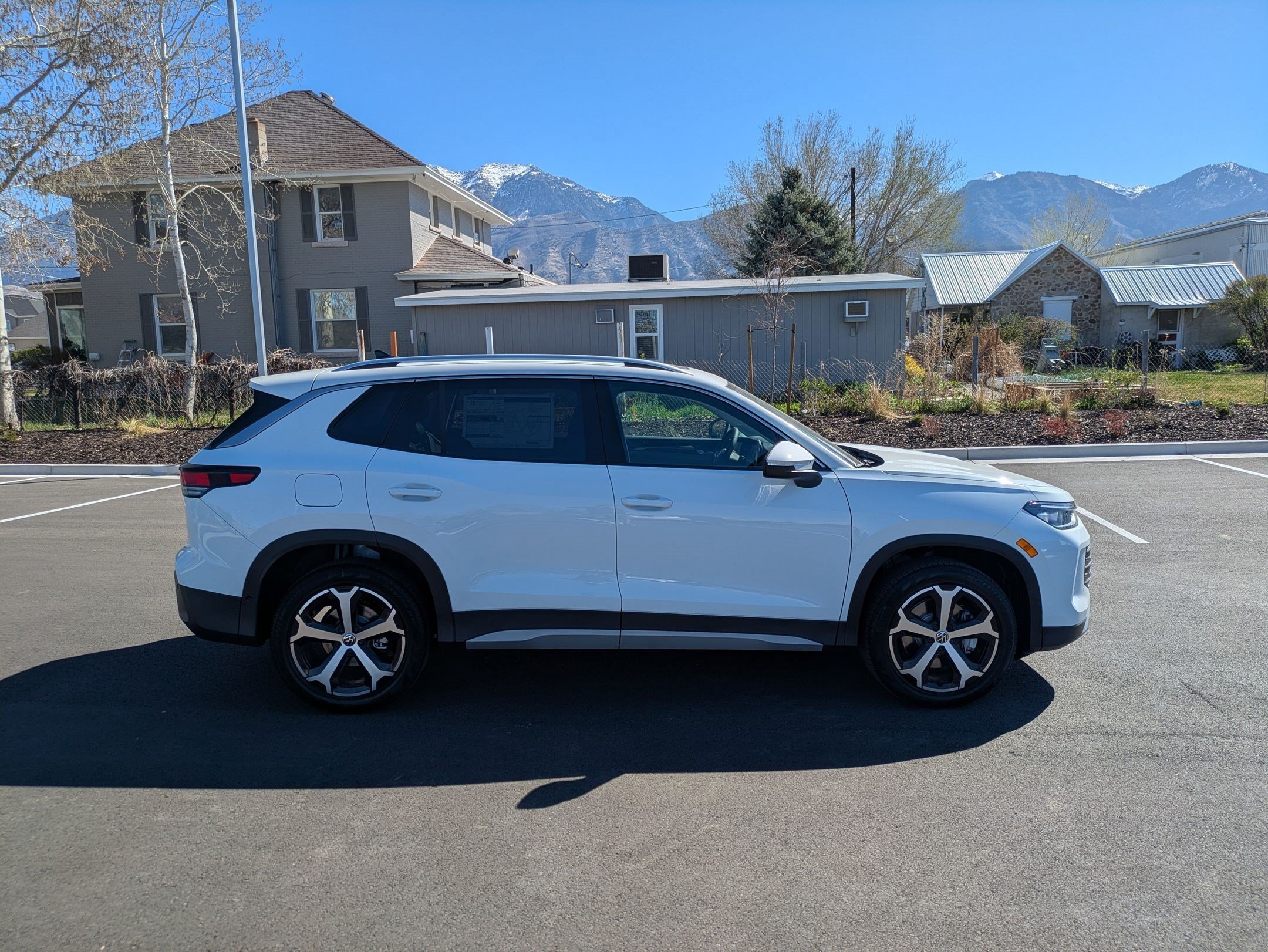 New 2026 Pure White Volkswagen SE image 2