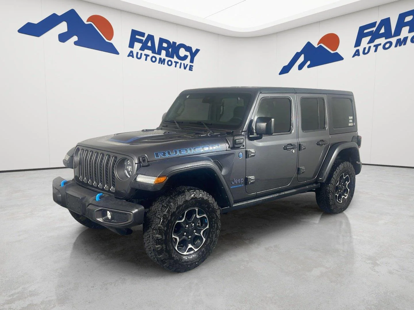 Used 2023 Granite Crystal Metallic Clearcoat Jeep Rubicon image 1