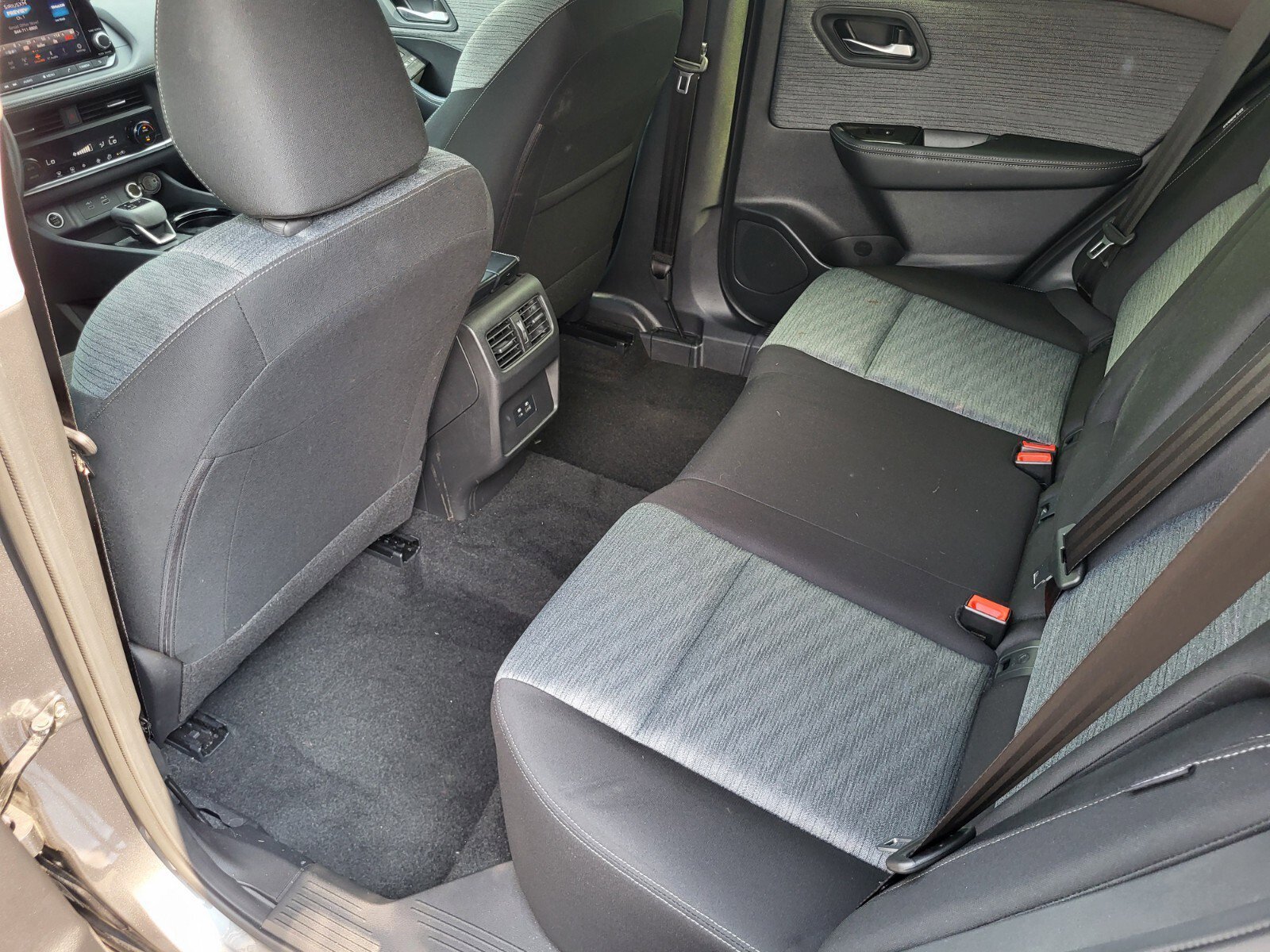 Used 2023 Gun Metallic Nissan SV image 17