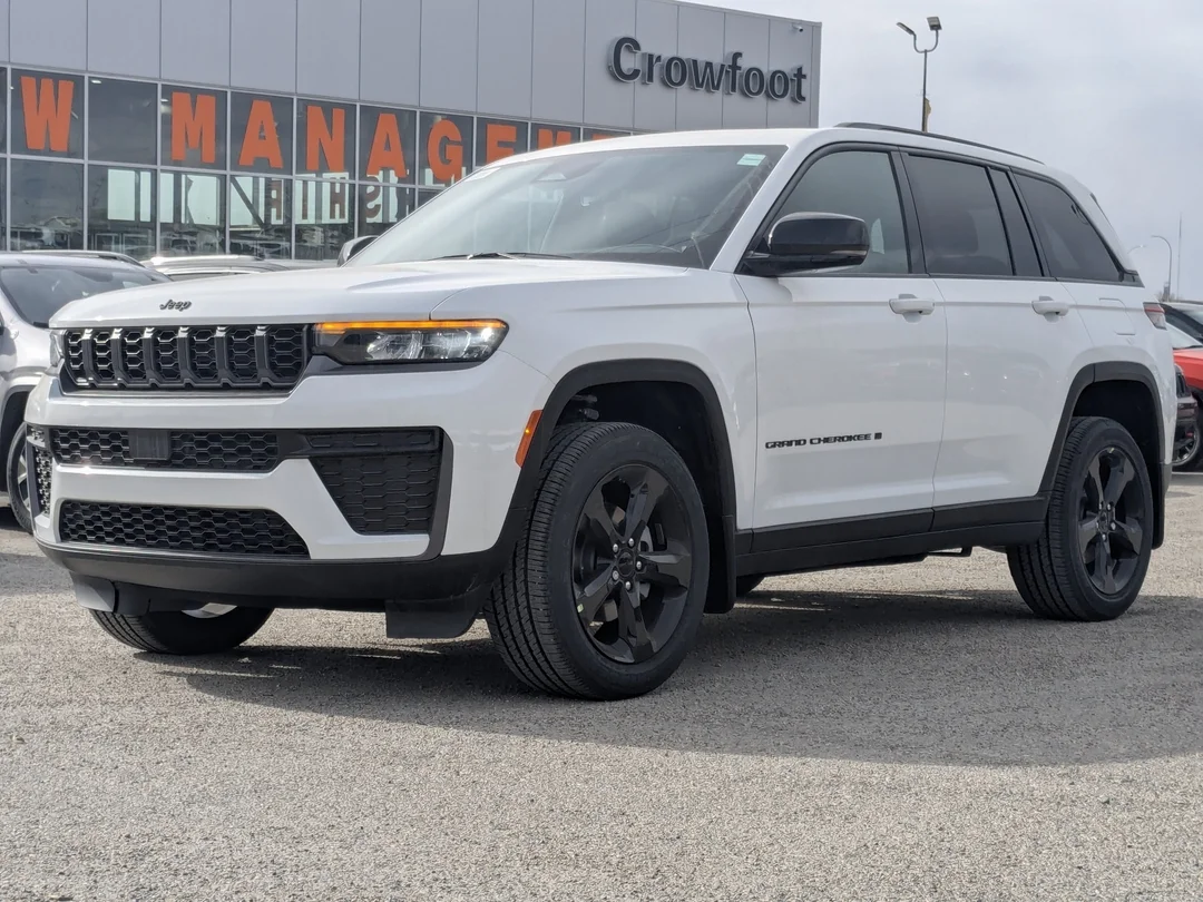 New 2026 White Jeep Altitude - - 4x4 - Altitude Pkg - Power Sunroof - 20 Black Wheels - Remote Start & More! image 4