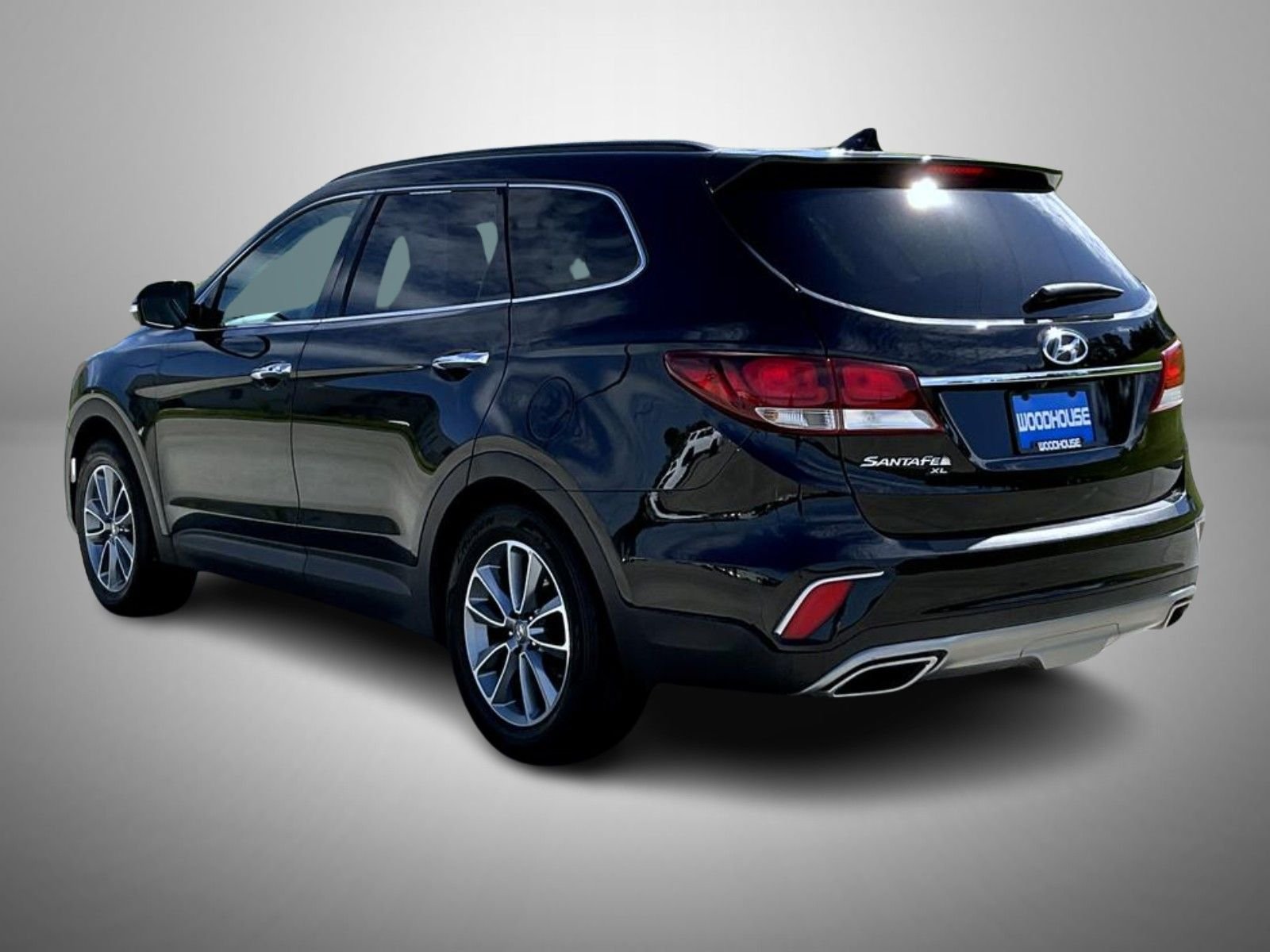 Certified Used 2019 Black Hyundai SE image 7
