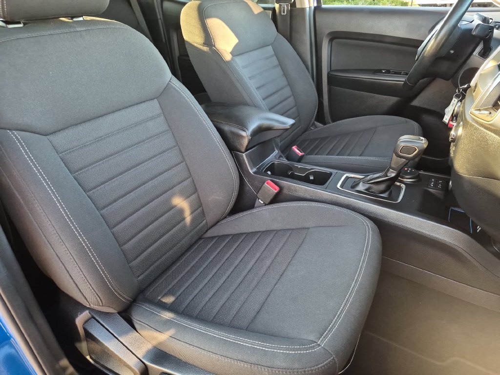 Used 2020 Blue Ford XLT image 24