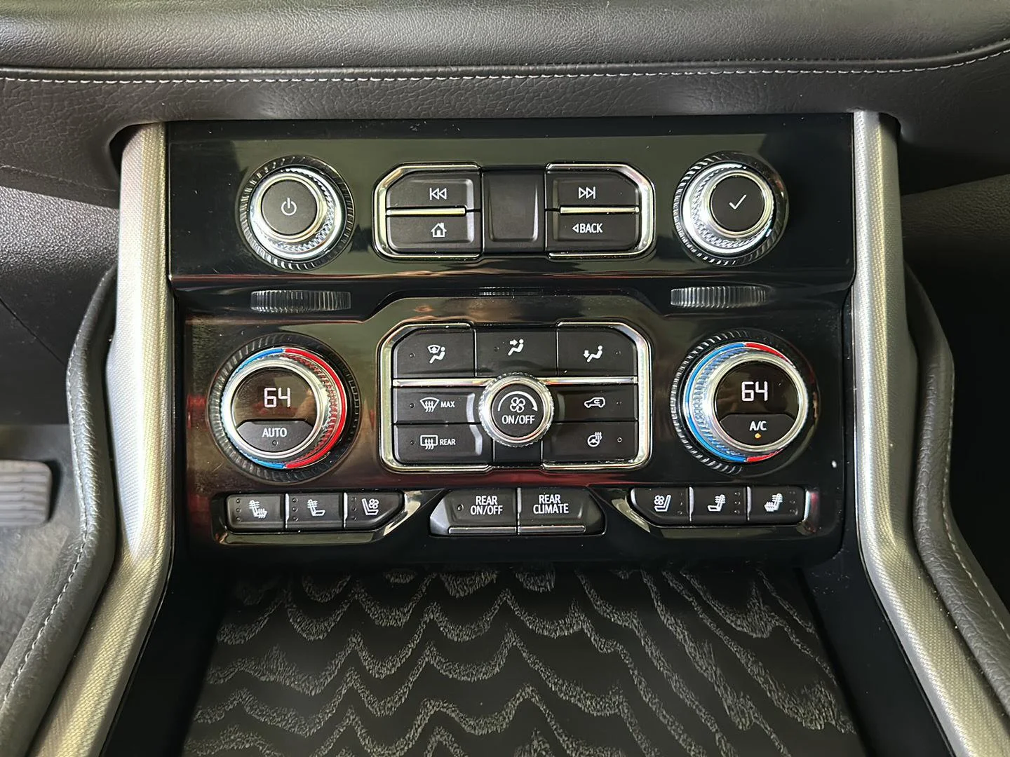Used 2023 Sterling Metallic GMC Denali image 20