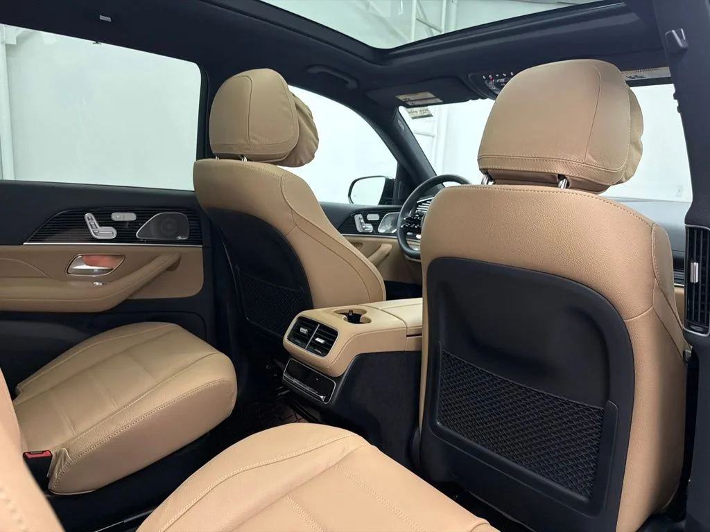 New 2026 Black Mercedes-Benz GLS 450 image 25