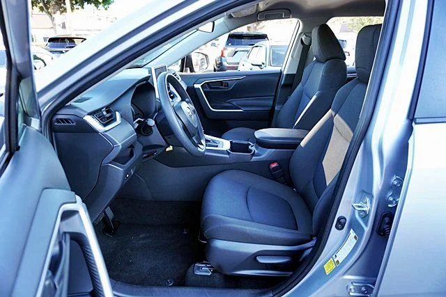 Used 2025 Silver Toyota LE image 13