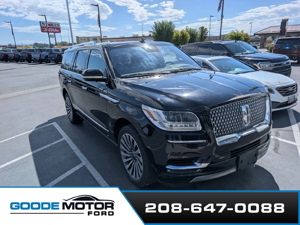 Used 2019  Lincoln Reserve image 4
