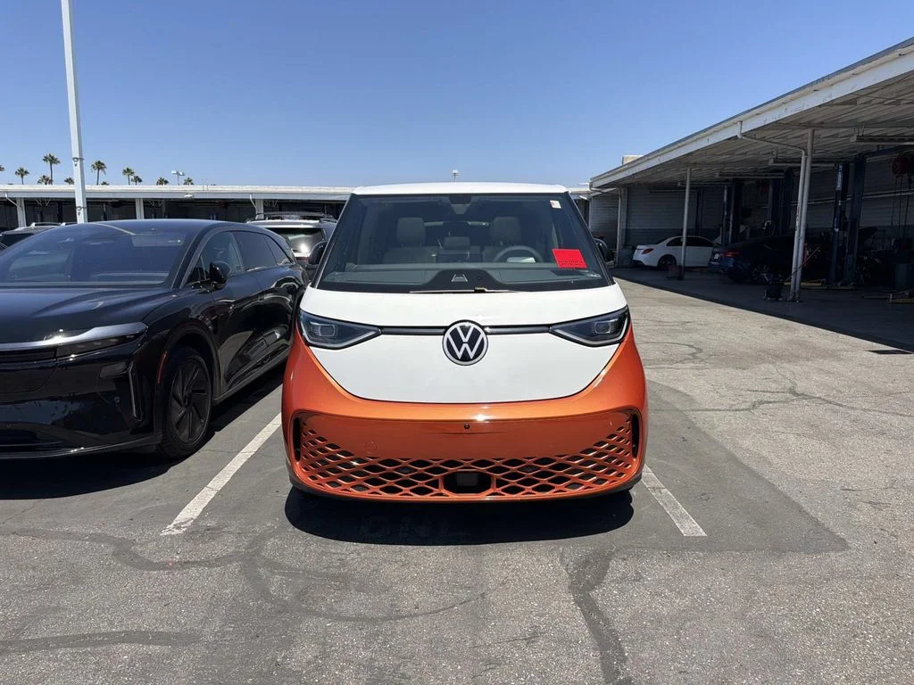 Used 2025 Volkswagen ID. Buzz 1st Edition with VIN WVG5WVEB0SH030725 for sale in Tustin, CA