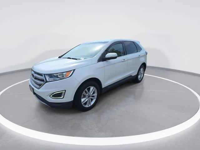 Used 2015 White Ford SEL image 4