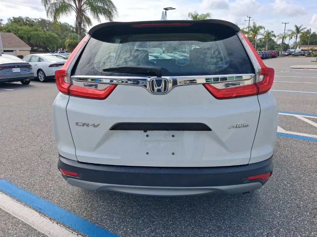 Used 2019  Honda LX image 6