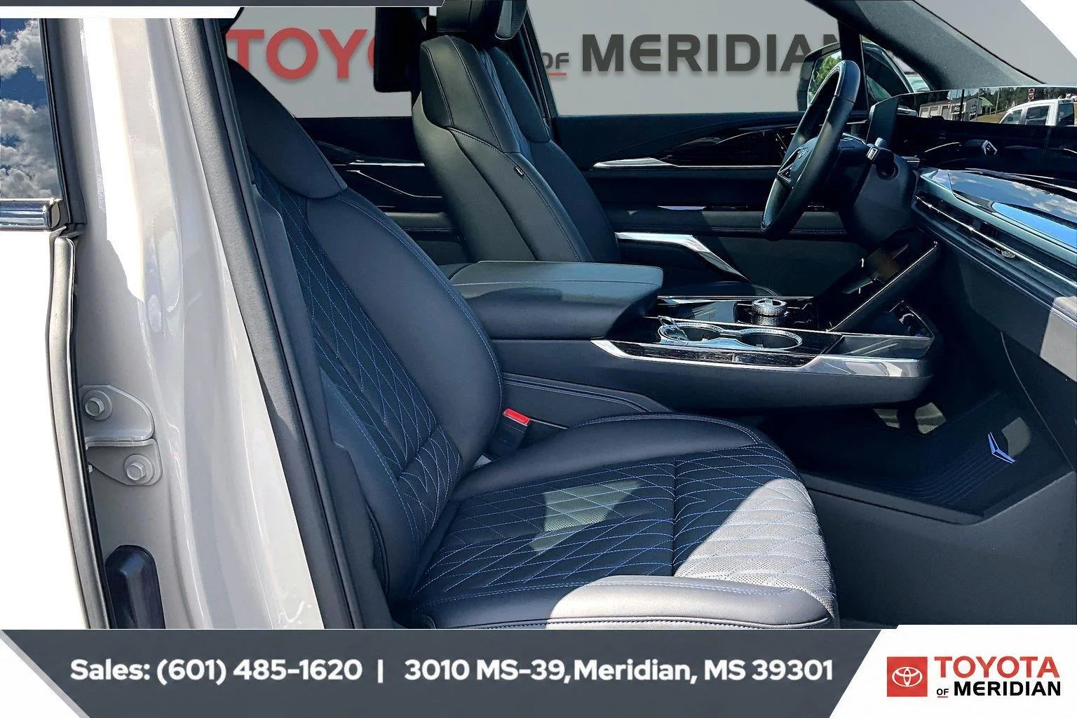 Used 2026 Sandstone Cadillac Luxury image 6