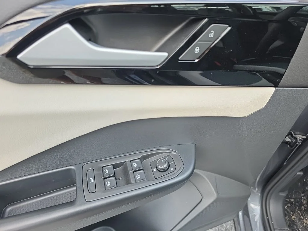 2026 Volkswagen Taos S - Photo 10