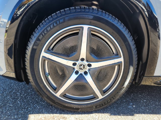 Certified Used 2023  Mercedes-Benz 580 image 23