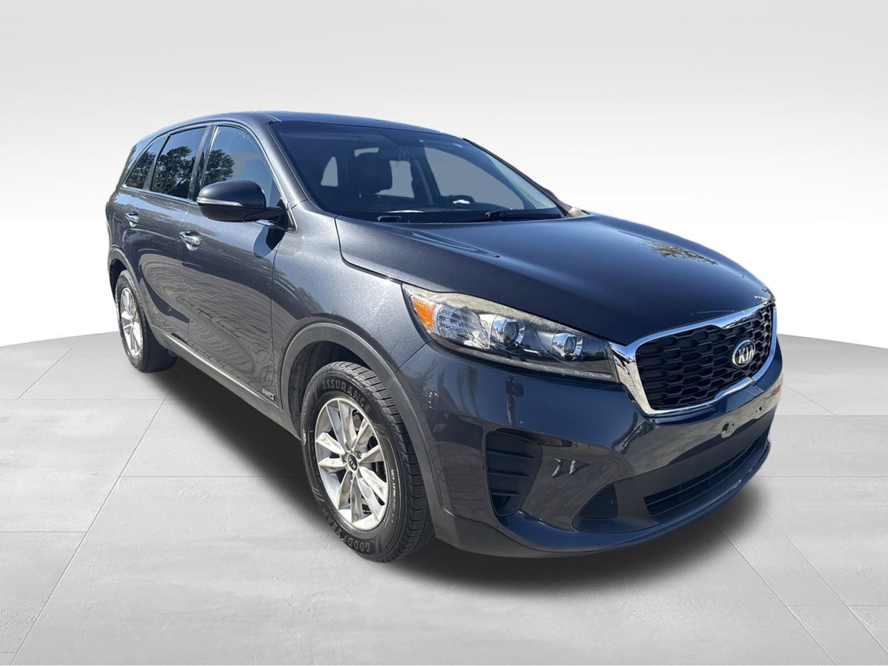 Used 2019 Gray Kia LX image 2
