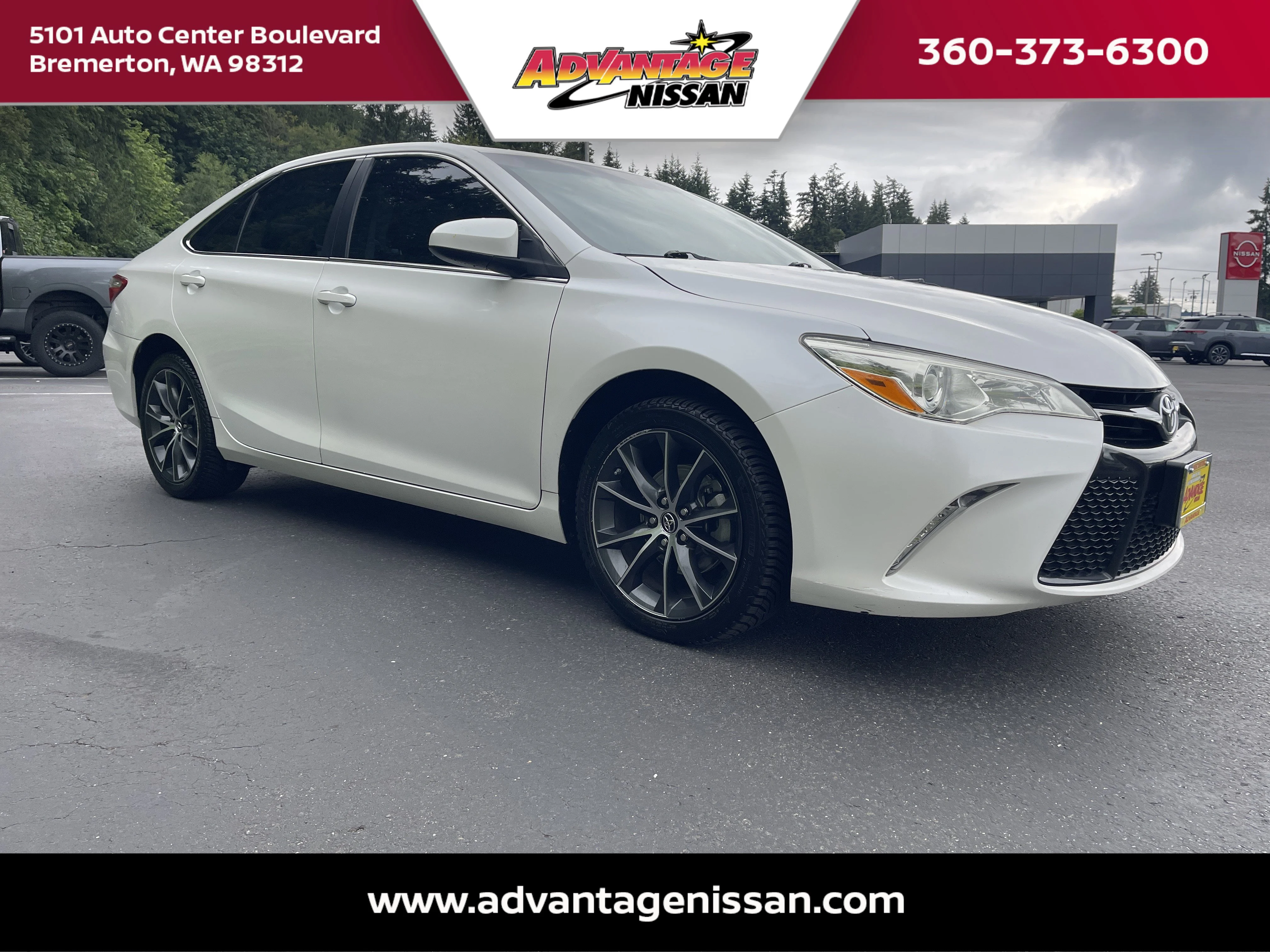 Used 2015 Blizzard Pearl Toyota XSE image 7