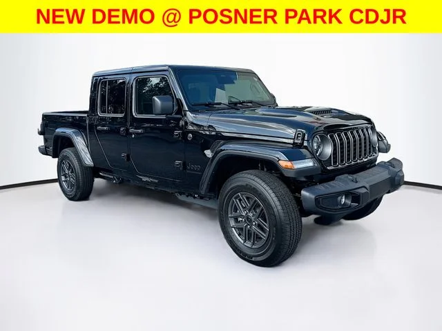 New 2026 Black Clear-Coat Exterior Paint Jeep Sport S image 3
