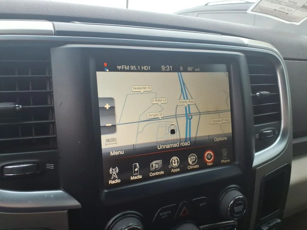 Used 2016 Red Ram Big Horn image 25