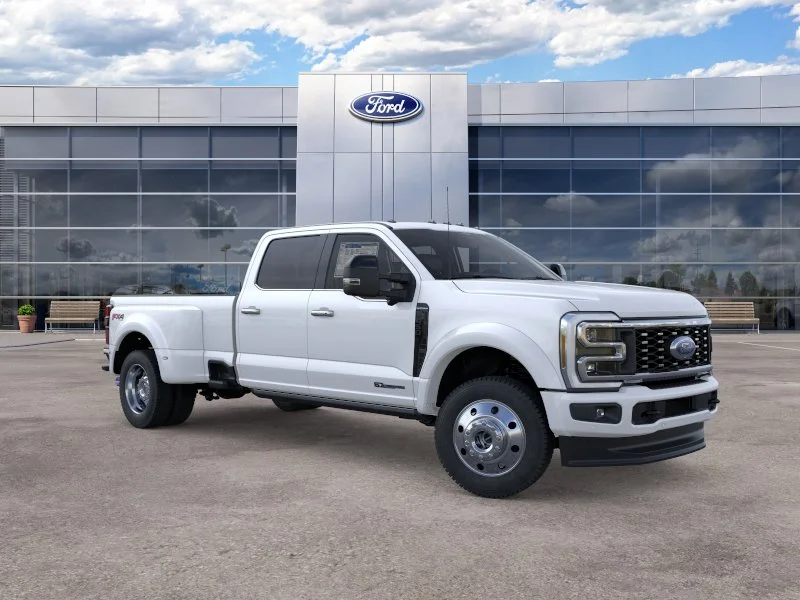 New 2026 Star White Metallic Tri-Coat Ford F-450® Platinum® image 57