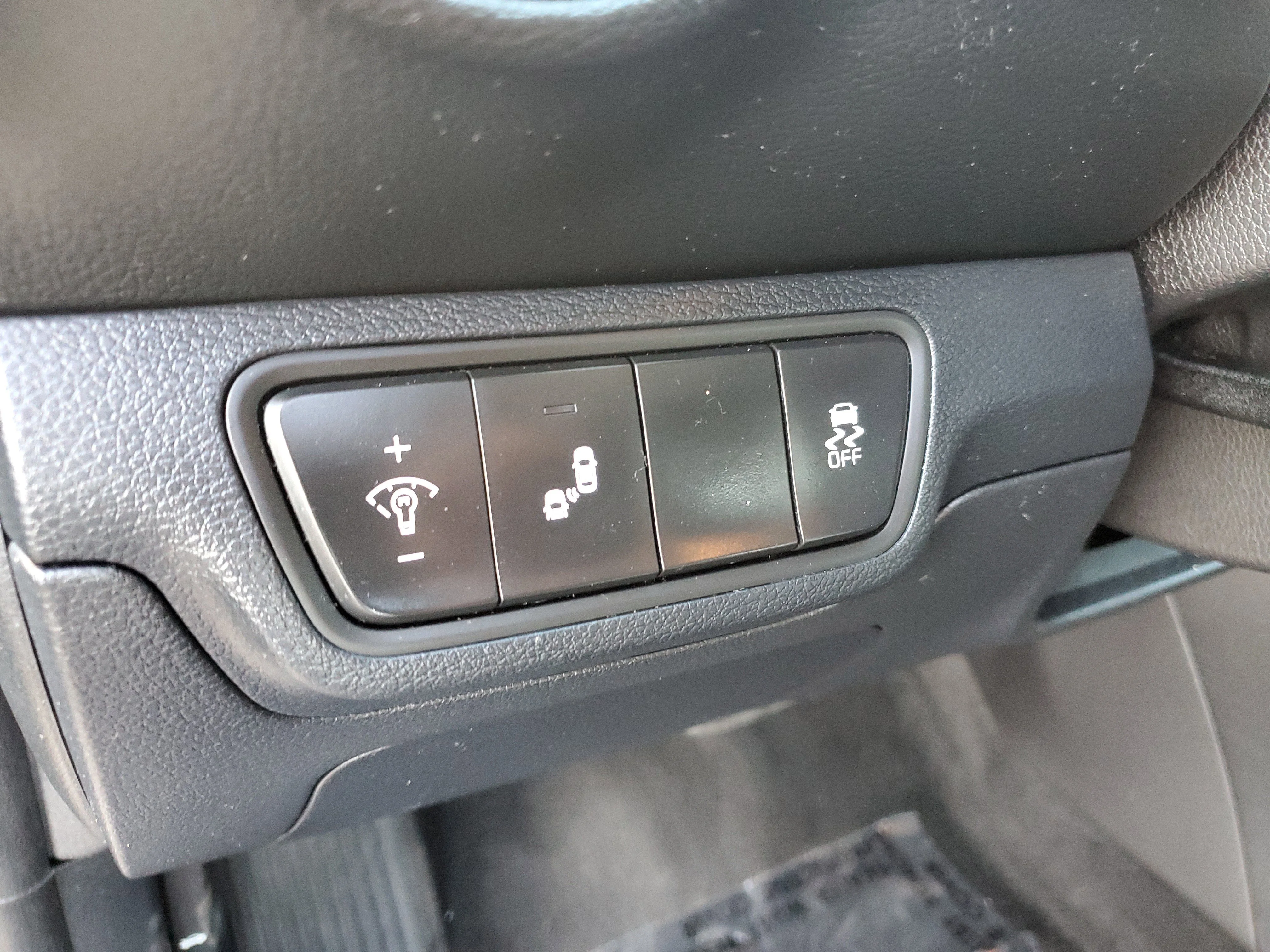 New 2022 Aurora Black Kia LXS image 16