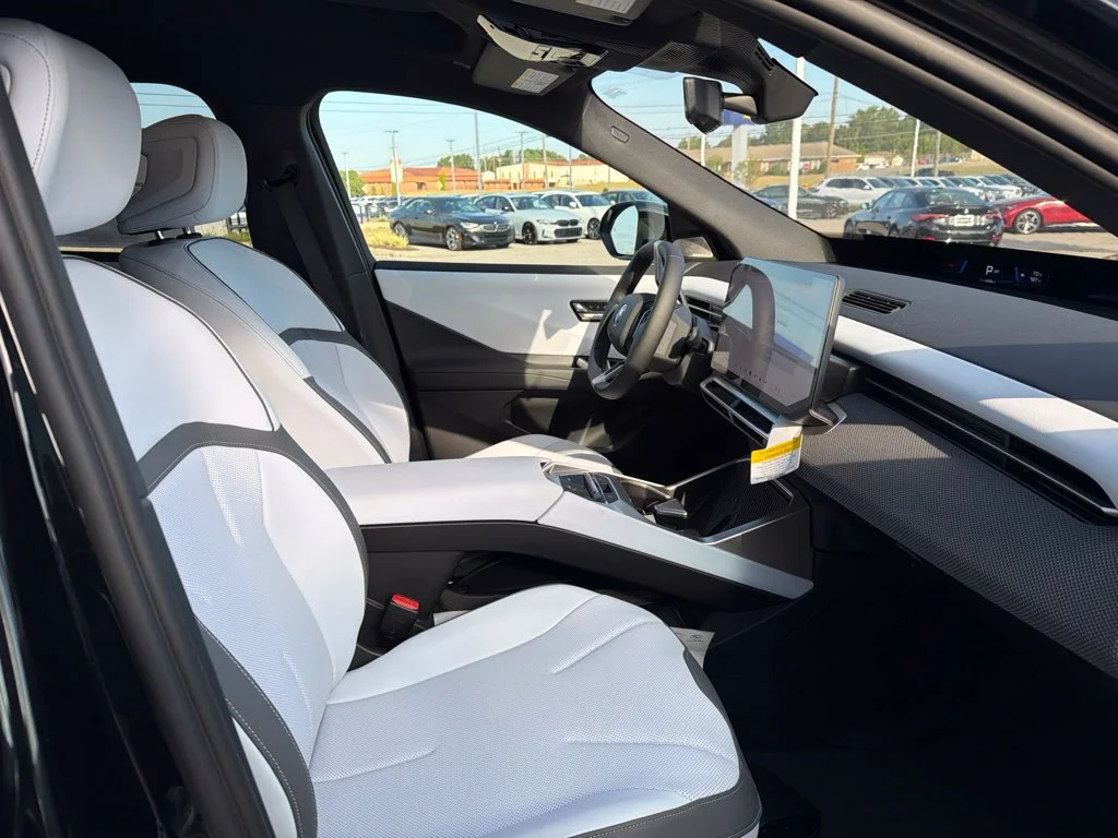 New 2027 Black Sapphire Metallic BMW 50 xDrive image 25