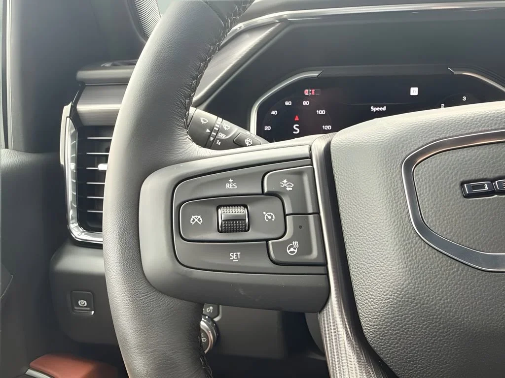 New 2026 Glacier White Tricoat GMC Denali Ultimate image 29