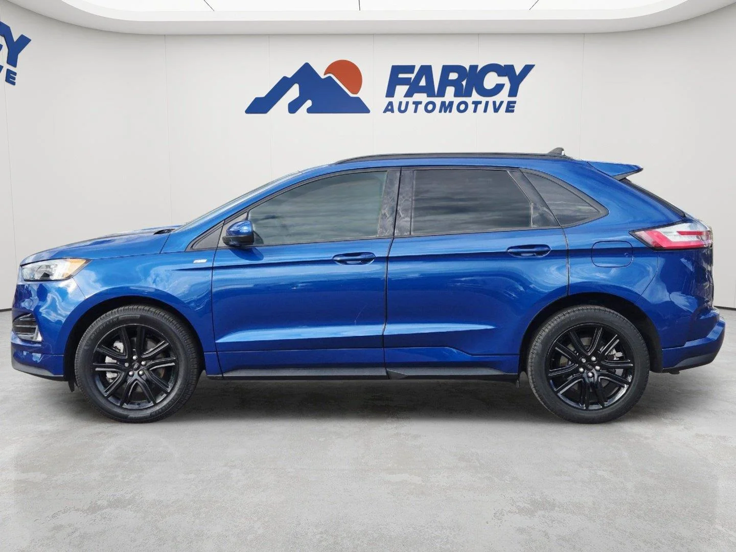 Used 2024 Atlas Blue Ford ST-Line image 9