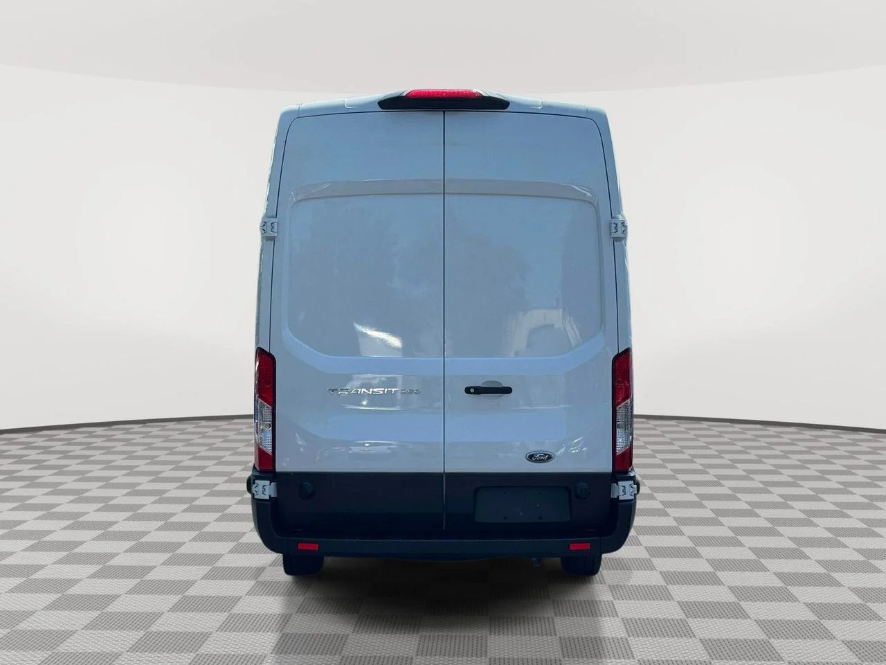 Used 2025 Oxford White Ford Base image 5