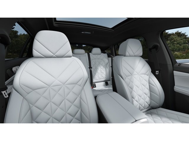 New 2027 Dravit Grey Metallic BMW xDrive40i image 11