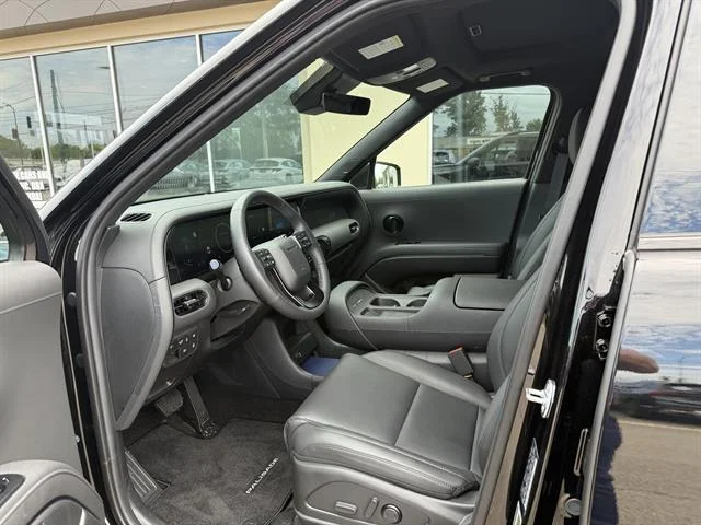 New 2026 Abyss Black Pearl Hyundai XRT Pro image 7