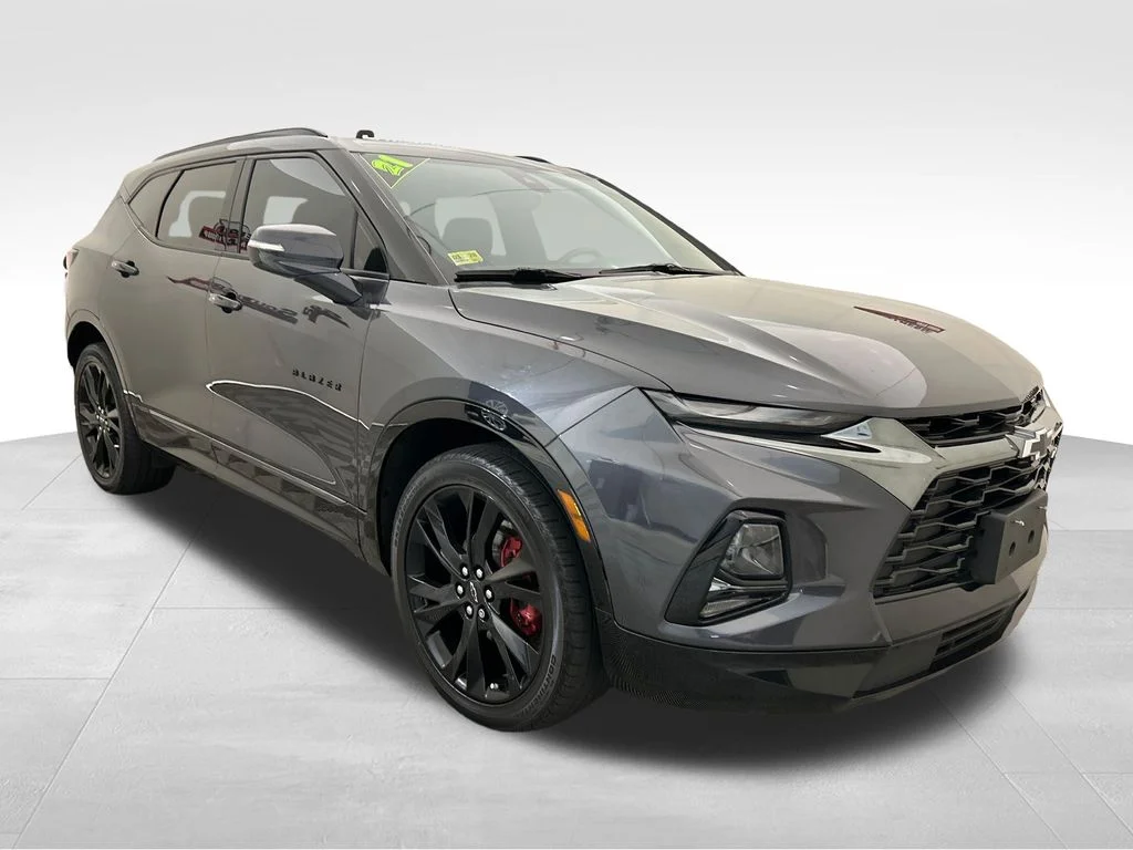 Used 2021 Gray Chevrolet RS image 8