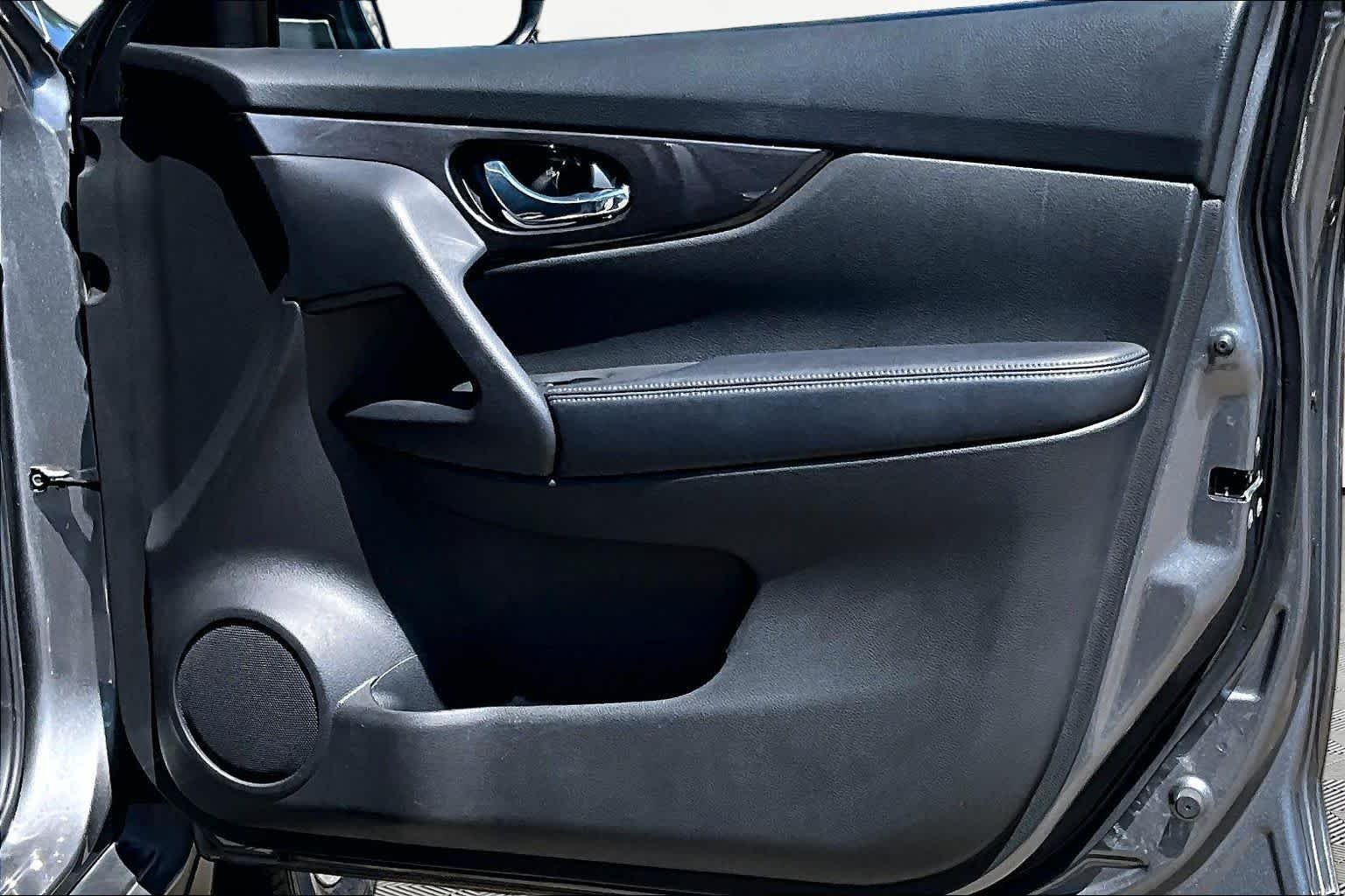 Used 2019 Gun Metallic Nissan SV image 23