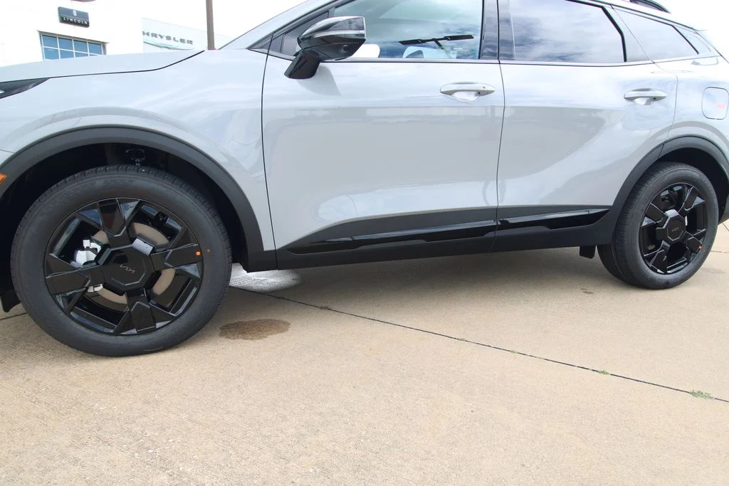 New 2026 Gray Kia  image 10