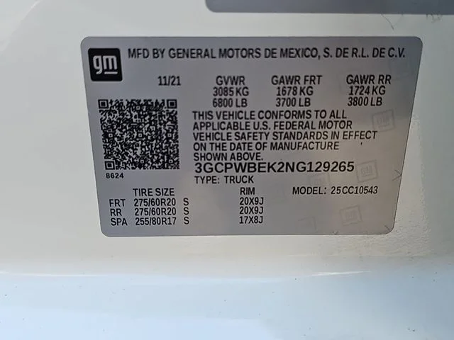 Used 2022 White Chevrolet Custom image 36