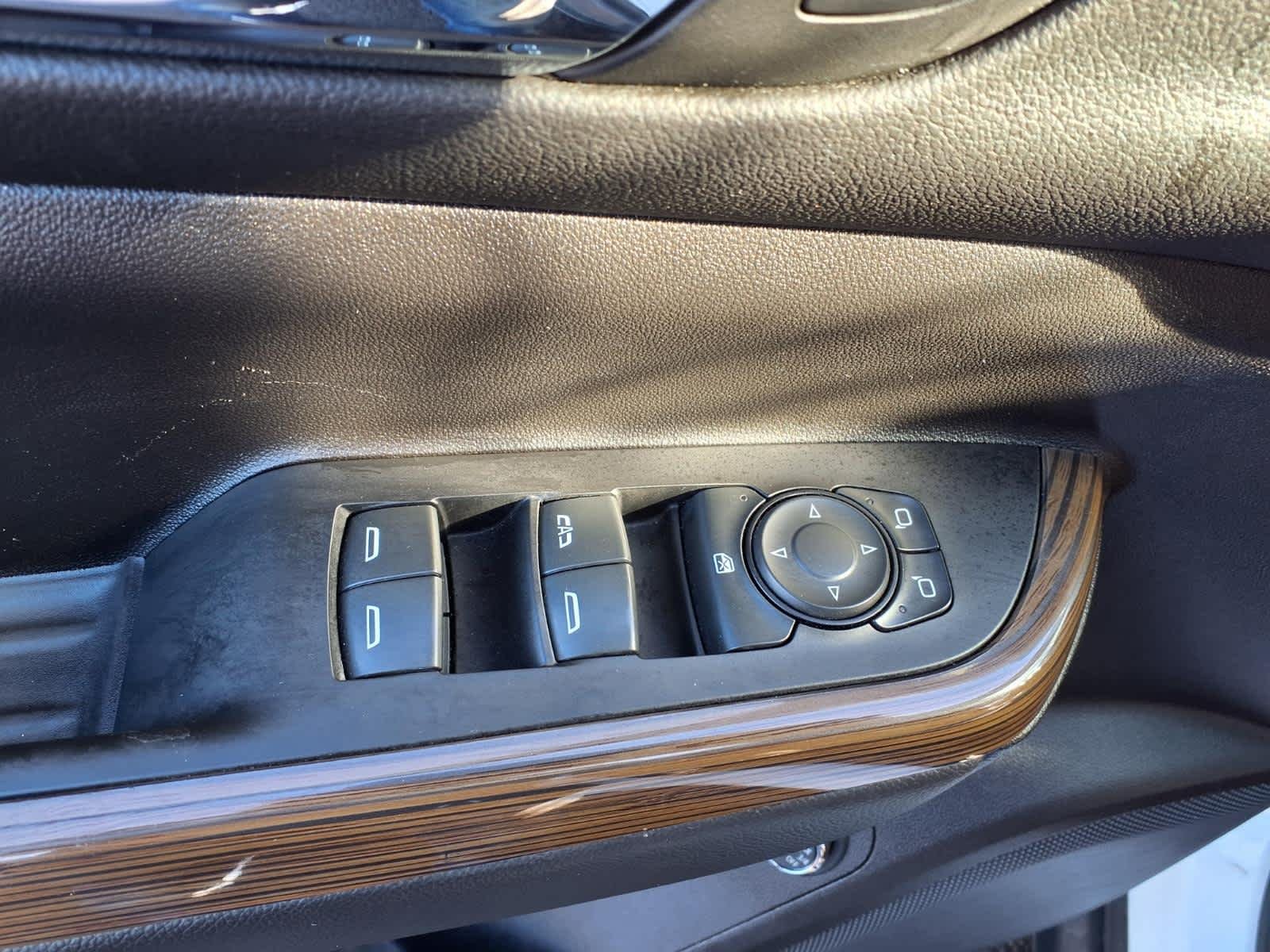 2023 GMC Acadia SLE - Photo 13