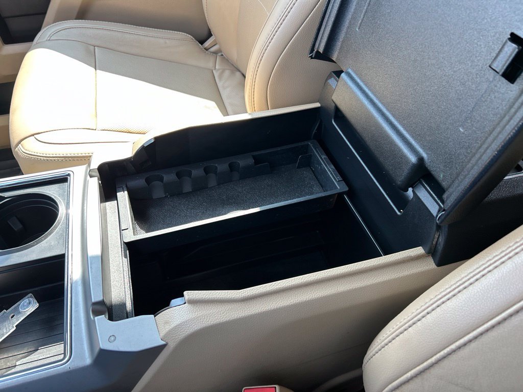 Used 2019 Oxford White Ford Lariat image 33