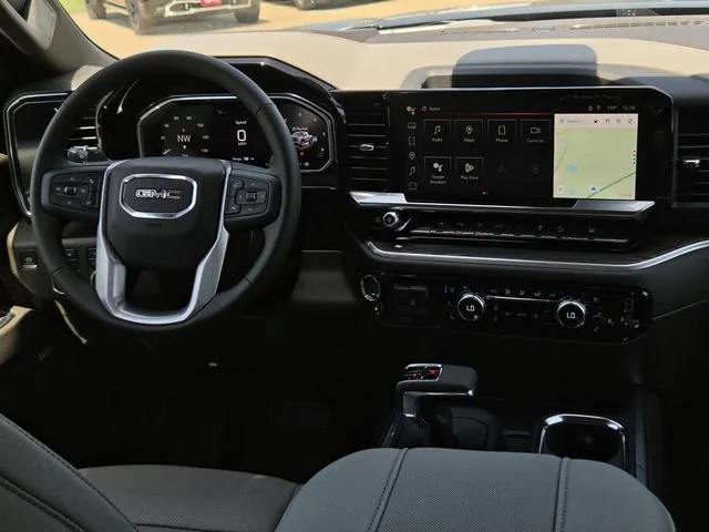 New 2026 Onyx Black GMC SLT image 4