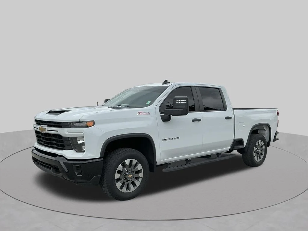 Used 2024 White Chevrolet Custom image 2