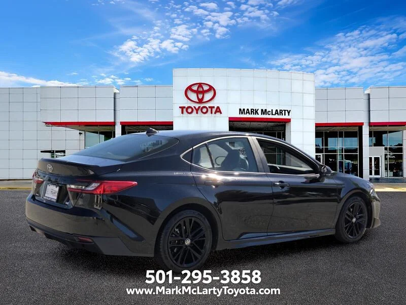 Used 2025 Midnight Black Metallic TOYOTA SE image 5
