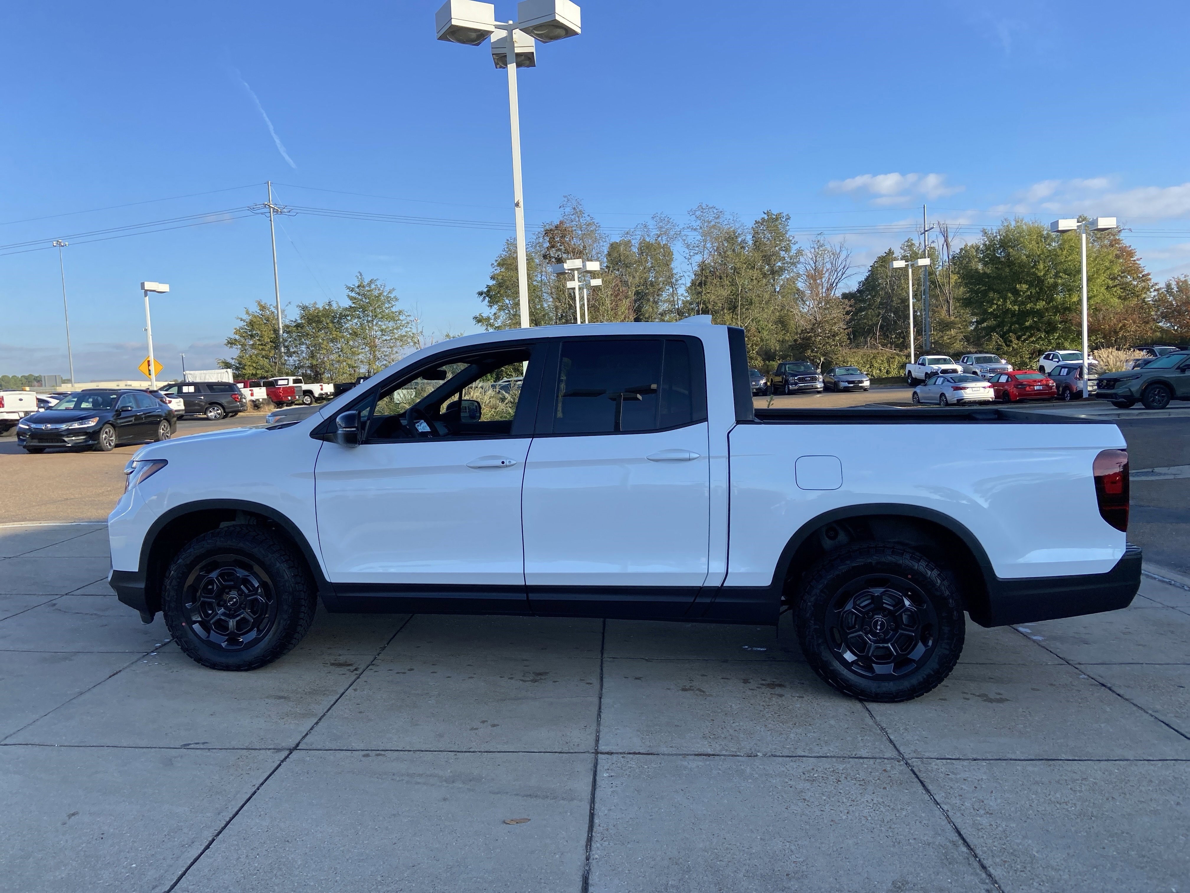 2026 Honda Ridgeline TrailSport - Photo 6