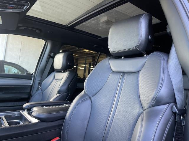 New 2026 High Gloss Black Exterior Paint Jeep Grand Wagoneer image 19