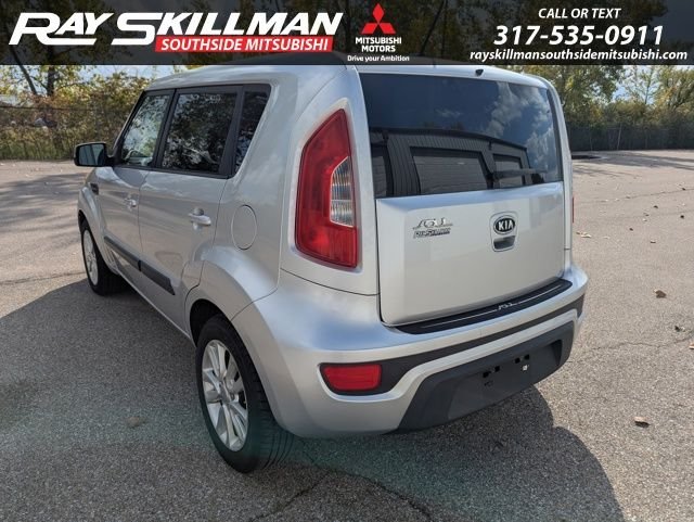 Used 2012 Silver Kia Plus image 11