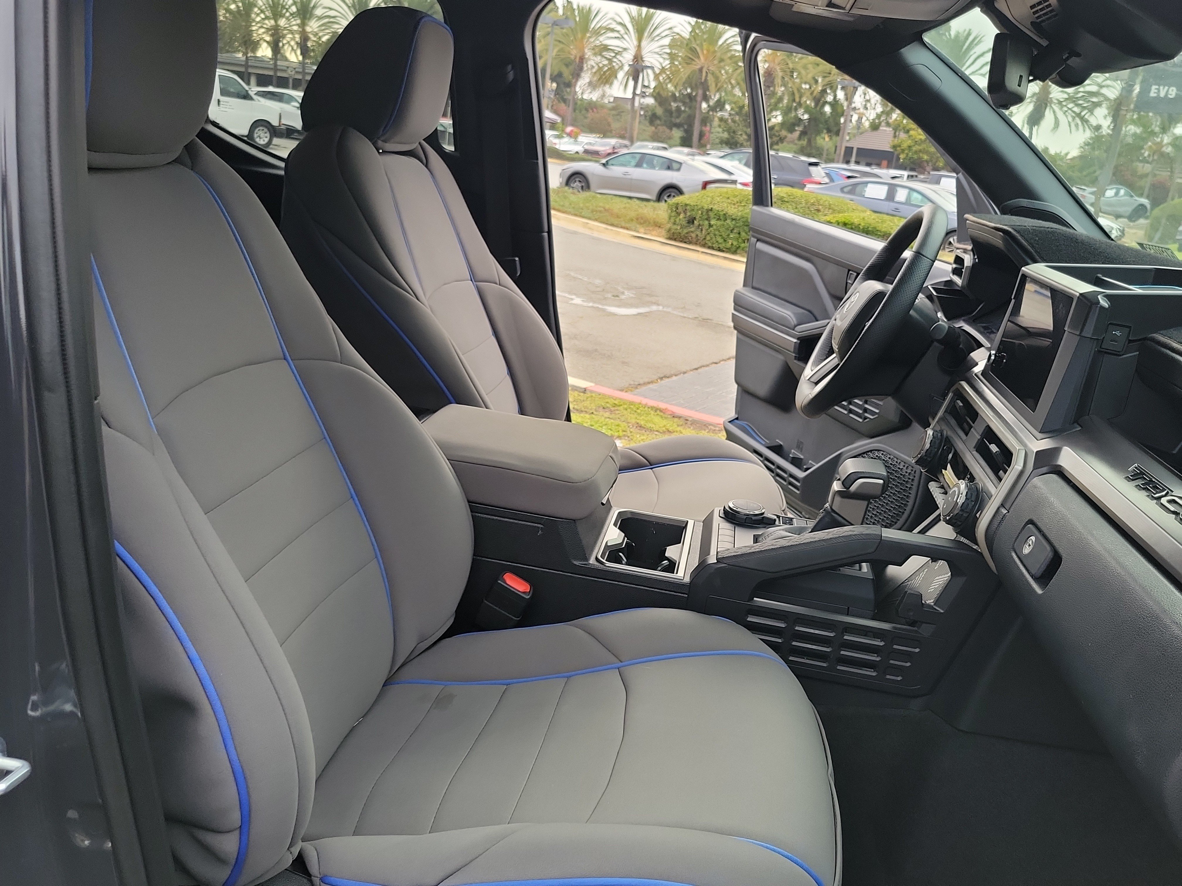 2024 Toyota Tacoma SR5 - Photo 20