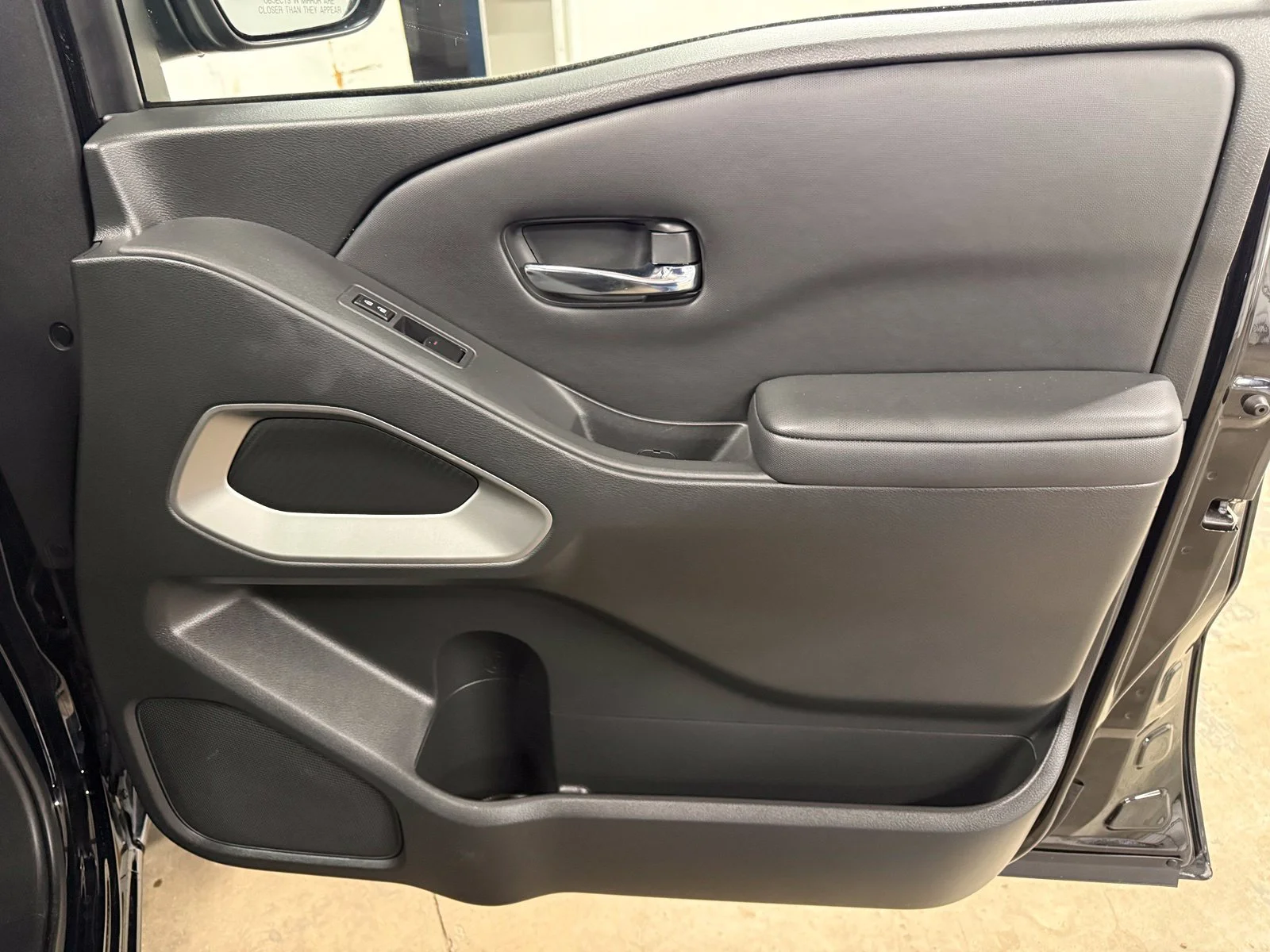 Used 2023 Black Nissan SV image 20