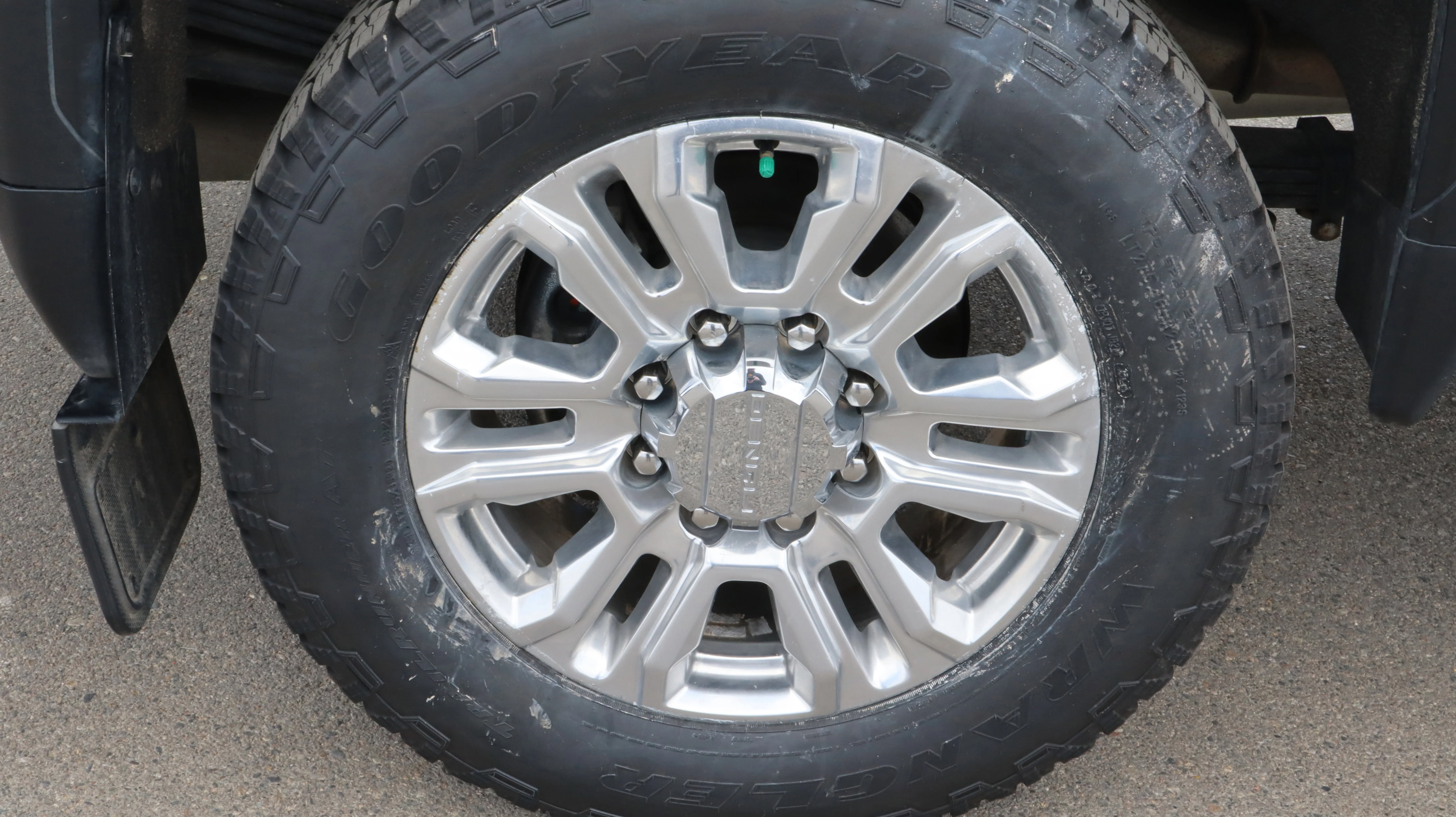 2023 GMC Sierra 2500 Denali HD Denali - Photo 17
