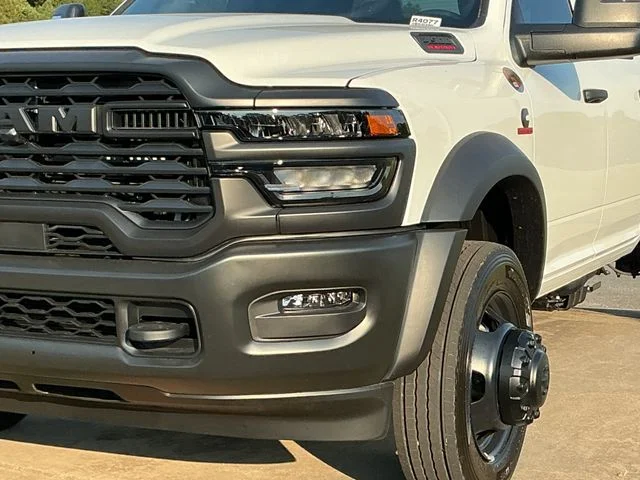 New 2027 Bright White Clearcoat RAM Tradesman image 11