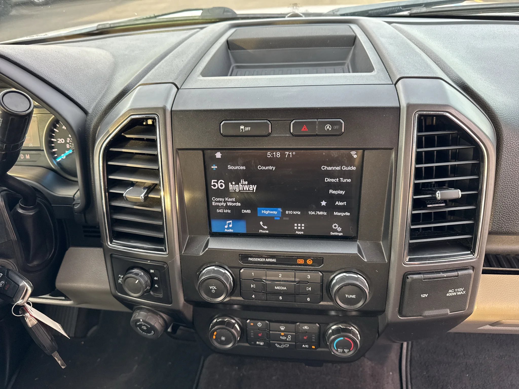 Used 2019 Oxford White Ford XLT image 17