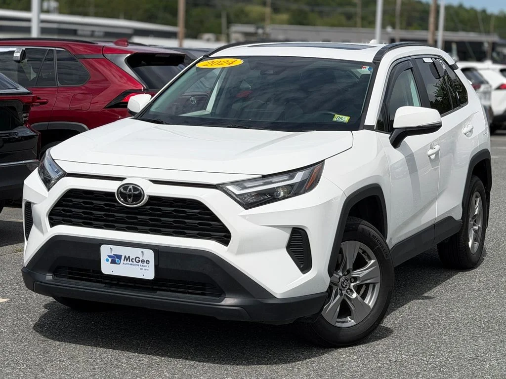 Used 2024 White Toyota XLE image 1