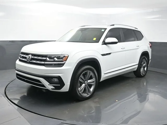 Used 2019 White Volkswagen 3.6L V6 SE image 3